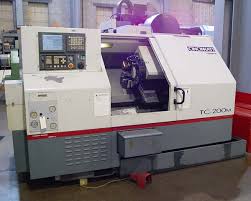 So Sánh Chi Phí Vận Hành Giữa Máy Tiện CNC Và Máy Tiện Truyền Thống